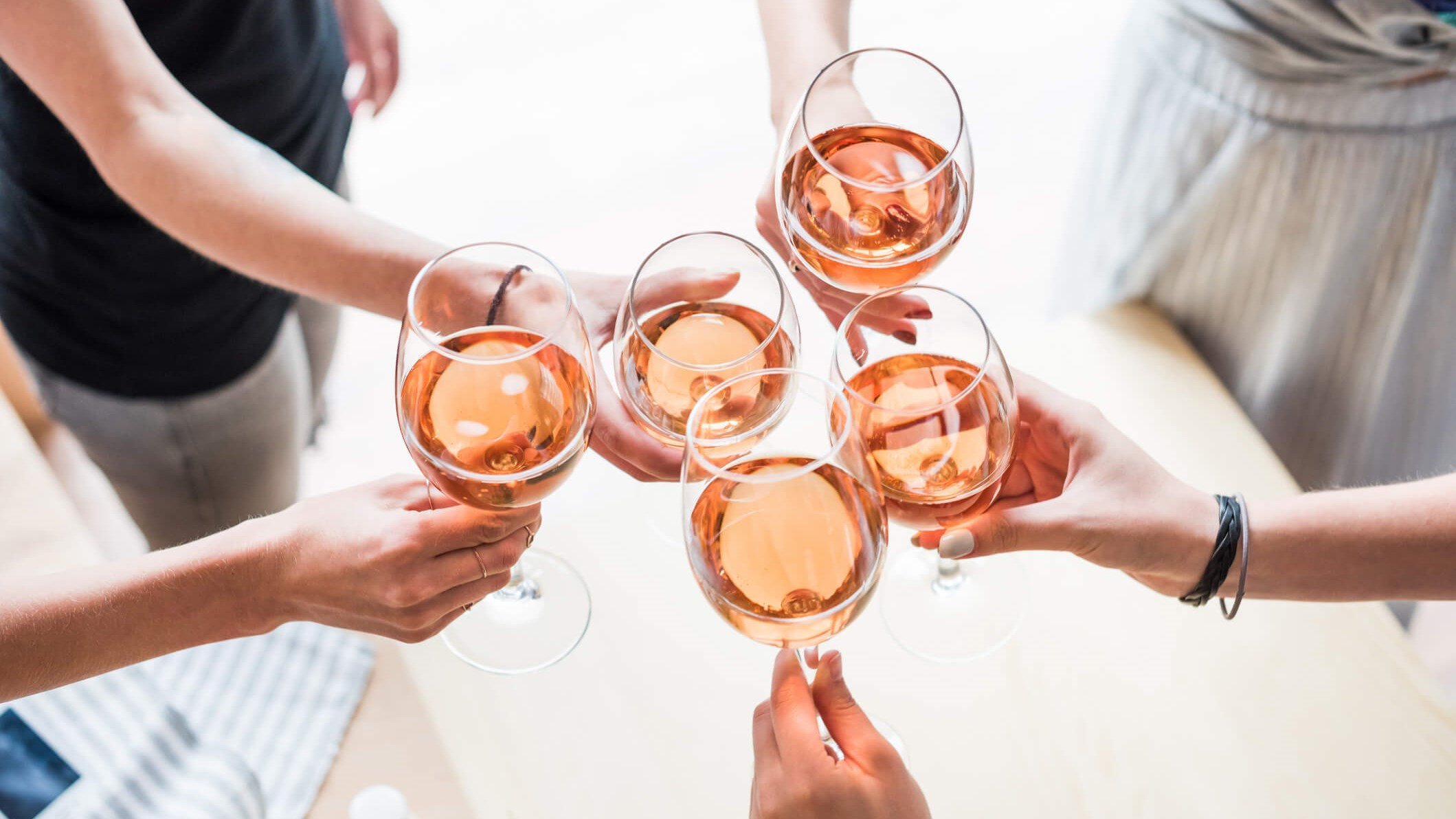 join-us-for-beauty,-bellini’s-&-the-bungalow-boutique